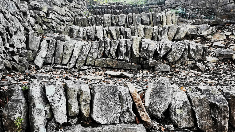 chastelas escalier au chastelas