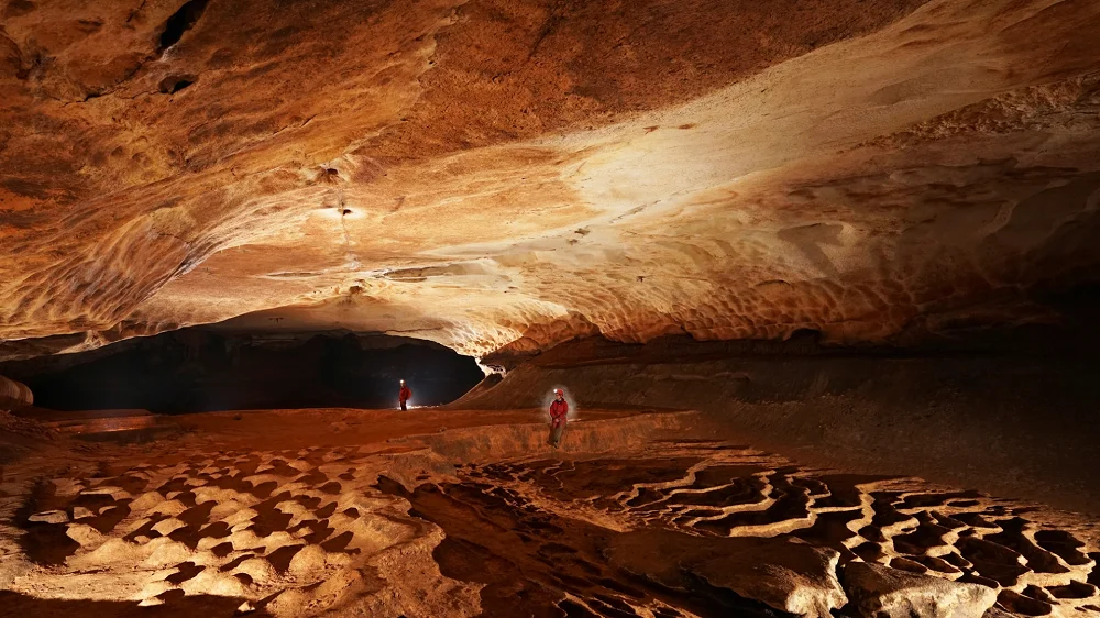 grotte de saint marcel 1