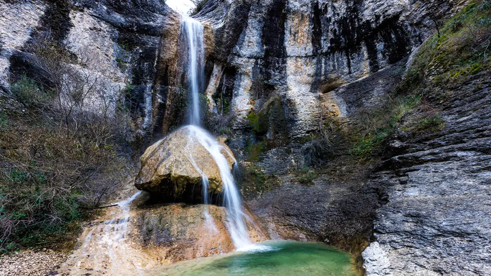 cascade de rochecolombe cascade de rochecolombe